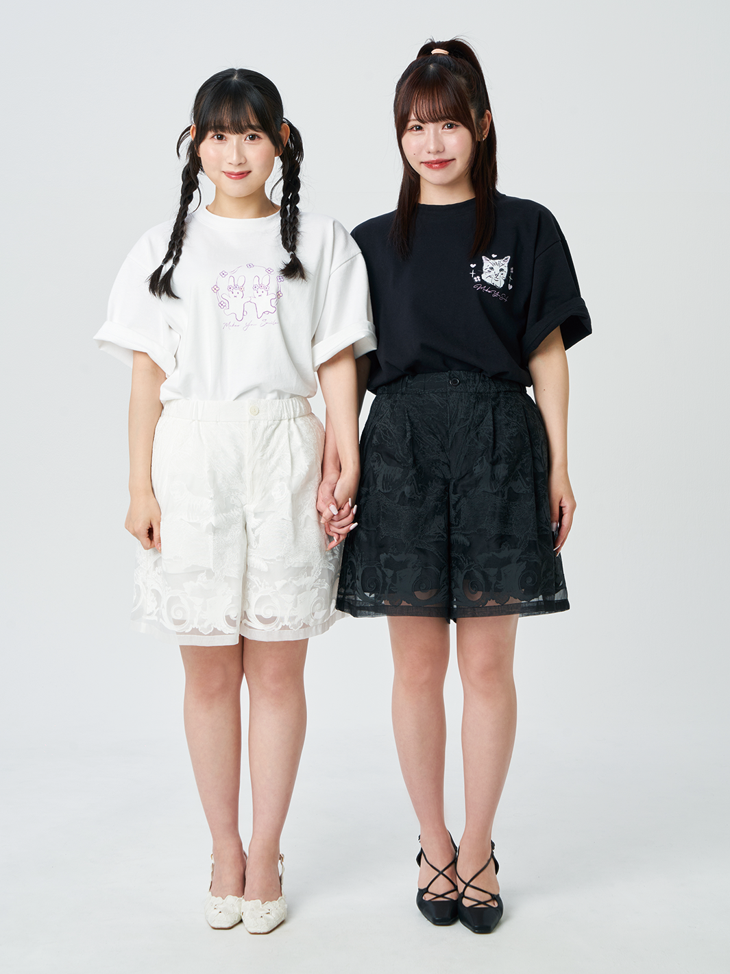 SKE48 佐藤佳穂＆井上瑠夏 Sustainable Message Tシャツ Type A [GF026]